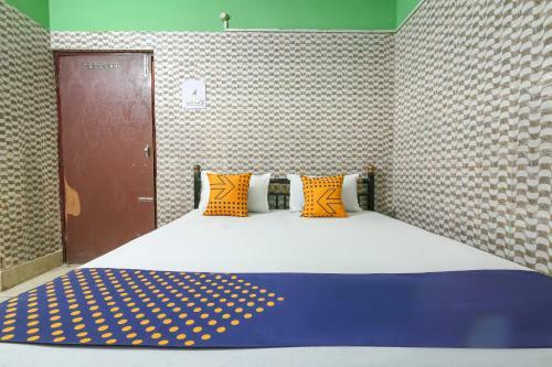 Hotel Spot On 65101 Rajdhani Rest House