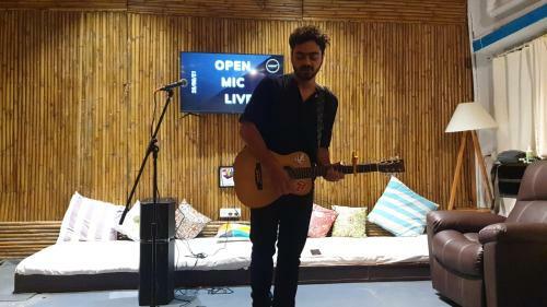Hoshtel99 - Stay, Cowork & Cafe - A Backpacker Hostel