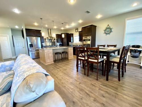 Cape San Blas Gulf Front, Pool, Gear, Pet Friendly, Private Beach Access