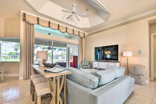 Spacious Canalfront Oasis In Rotonda West!