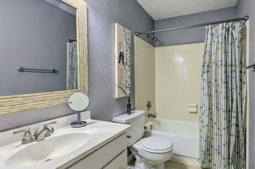 Lush, Serene Townhome About 3 Mi From Fsu Campus