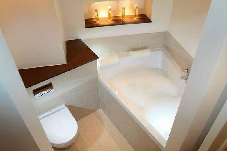 The Roman Way Hotel