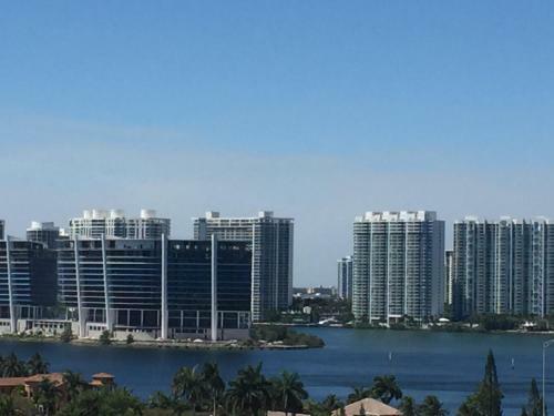 Apartamento Disfruta Sunny Isles Ocean 1206