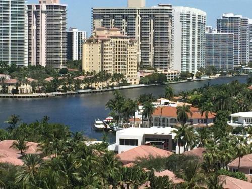 Apartamento Disfruta Sunny Isles Ocean 1206