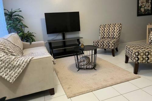 Meadow View On Kennewick Ct - Dog Friendly