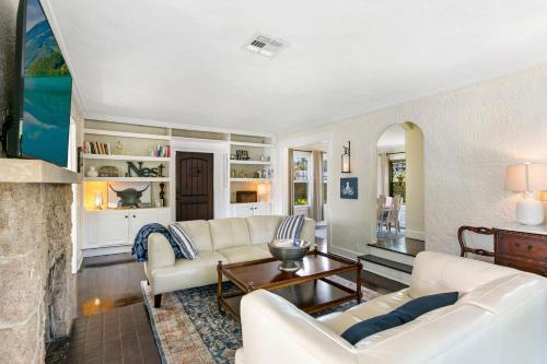 Charming Old Northwood Home About 3 Mi To Beach!