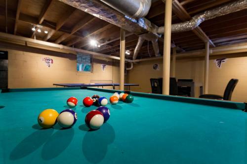 Luxury Home W/gameroom Kingsizebed Near Six Flags