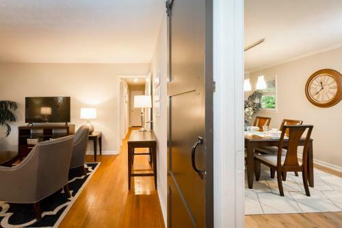 Luxury Home W/gameroom Kingsizebed Near Six Flags