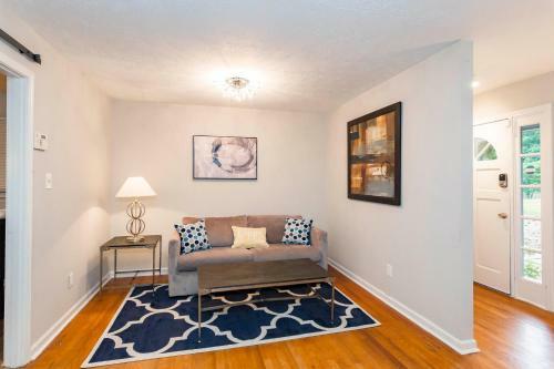 Luxury Home W/gameroom Kingsizebed Near Six Flags
