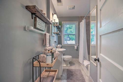 Luxe Cottage With Fire Pit Less Than 4 Mi To Olde Towne