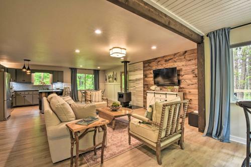 Classy Clayton Home With Views Less Than 1 Mi To Dtwn!