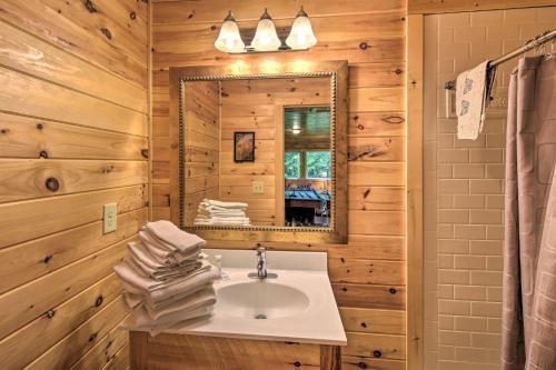 The Mountain Laurel Sautee Mountain Retreat