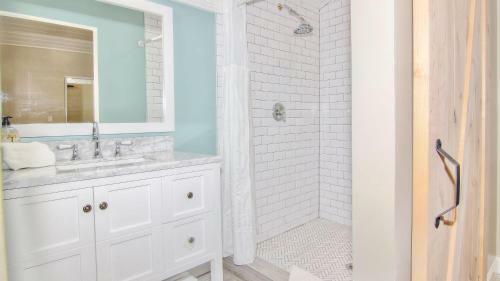 Sea Spray By Teeming Vacation Rentals