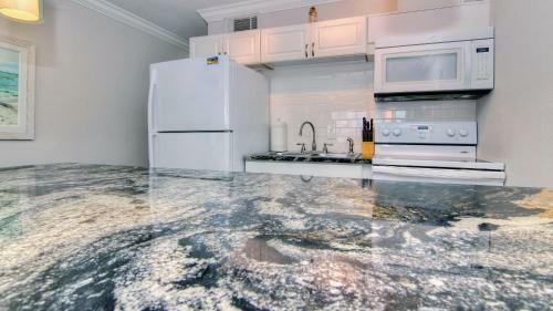Harbor House North 25 By Teeming Vacation Rentals