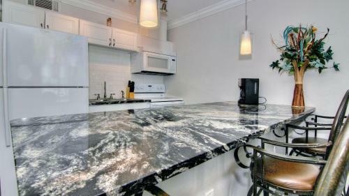 Harbor House North 25 By Teeming Vacation Rentals