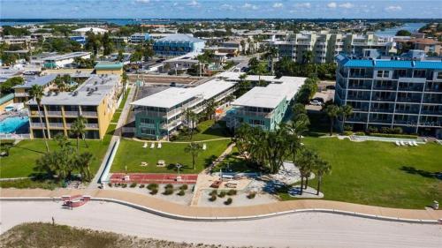 Apartamento Tropic Terrace #23 - Beachfront Rental Condo