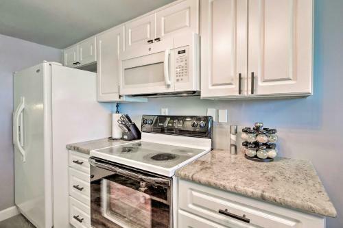 Apartamento Coastal Abode At Pinnacle Port A Beachfront Oasis