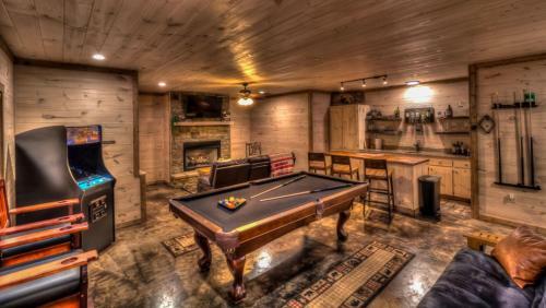 A Cozy Corner Cabin By Escape To Blue Ridge