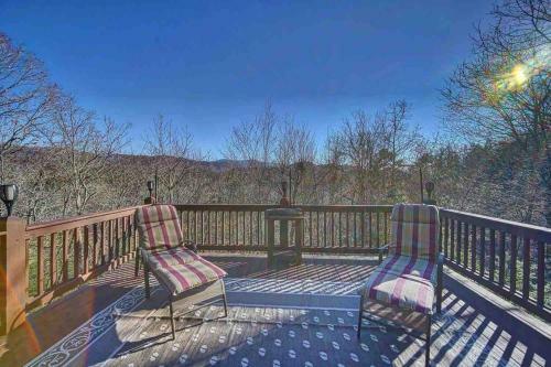 Mtn View-hot Tub-fire-pit-picnic Gazebo-king-bed