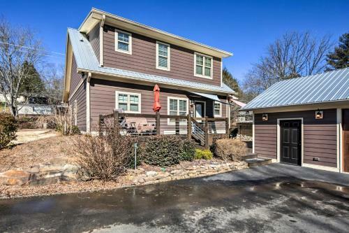 Beautiful Family Home Right Outside Downtown!
