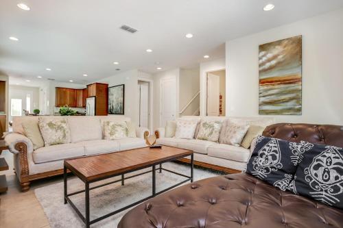 Encore Resort 8 Bedroom Vacation Home With Pool 2105