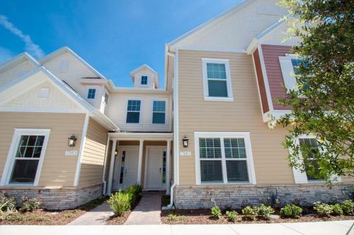 Villa 4 Br 4 Ba Self Check-in Close To Disney Theme Parks