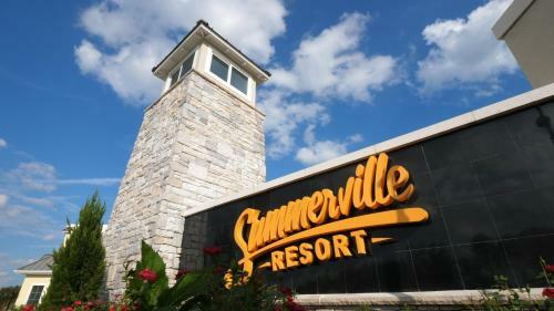 Hotel Summerville Resort 5 Bedrooms Villa