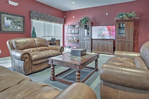 Chic Clermont Villa Less Than 10 Mi To Disney Attractions!