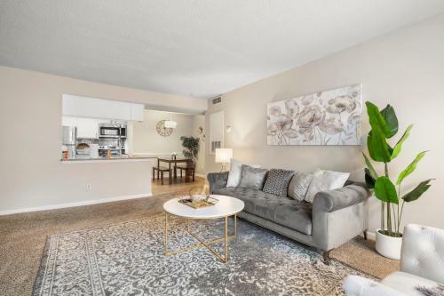 Apartamento Conveniently Located 2 Br W Self Check-in Buckhead