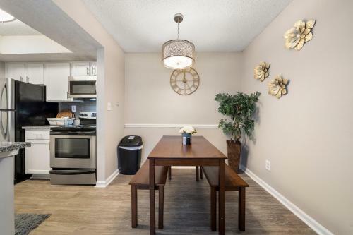 Apartamento Conveniently Located 2 Br W Self Check-in Buckhead