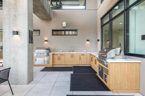 Apartamento Artistically Gleaming Buckhead Retreat