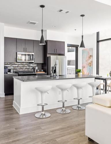 Apartamento Artistically Gleaming Buckhead Retreat