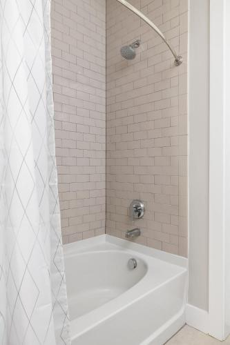Apartamento Artistically Gleaming Buckhead Retreat