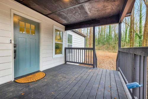 Peaceful And Private Large Atl Wooded Retreat