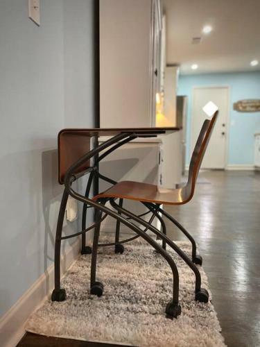 Cozy Vintage Farmhome - Downtown Atl