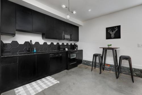 Apartamento Studio9forty Aposget Down Tonightapos Studio Apt Sleeps 2