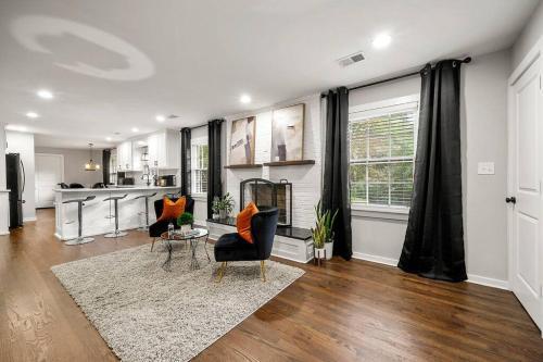 Luxe Westside Ranch, Mins To West Midtown Atl.