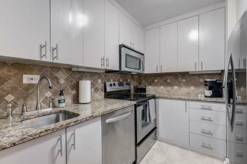 Put Your Feet Up 1bed 1 Bath Condo Downtown Atl