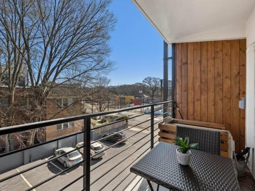 Apartamento Colorful Studio With Queen Bed, City Walkable!