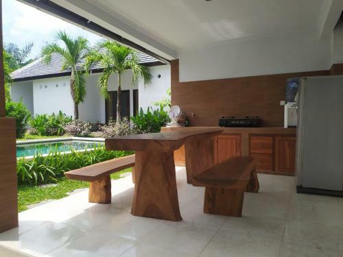 Hotel Oyo 90464 Ryan Guest House