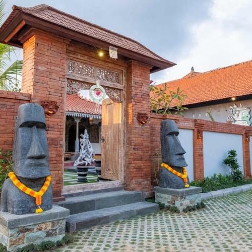 Hostal Lebak Asri Antique Joglo House