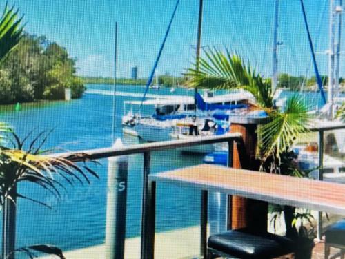 Eagles View Panorama - 180 Degree Sea & River Views