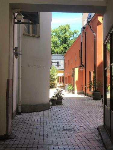 Classic & Light 2 Room Apartment In Sofo, 60 Sqm
