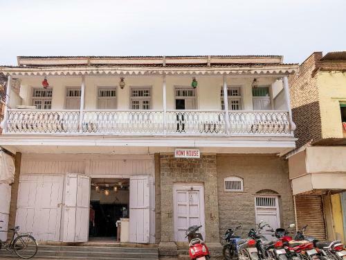 Hotel Oyo 41090 Homi House