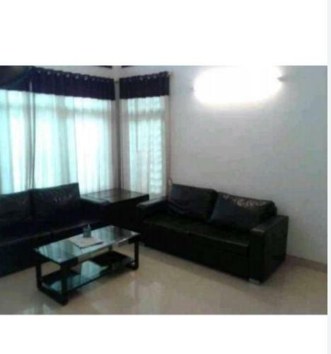 Hostal National Caretakers Guest House
