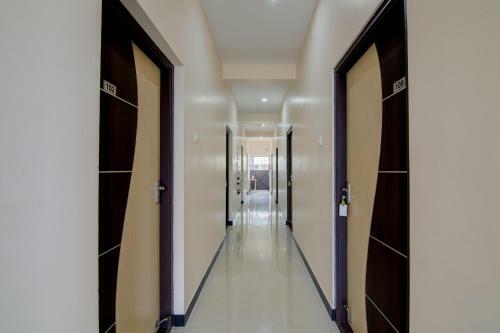 Hotel Oyo Flagship 24147 Royal Stay