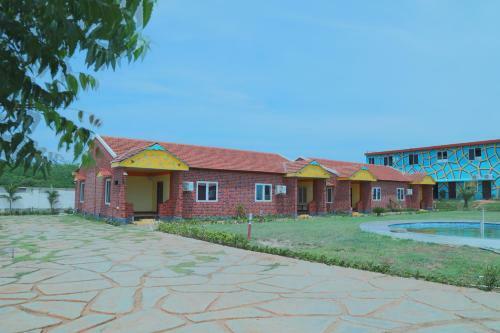 Navagiraga Resorts &hotel
