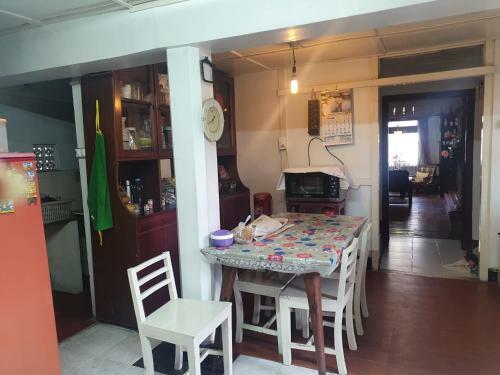 Cozy Homestay, 1br 2kms From Dylan's Caf�