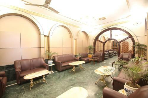 Capital O 37894 Hotel International