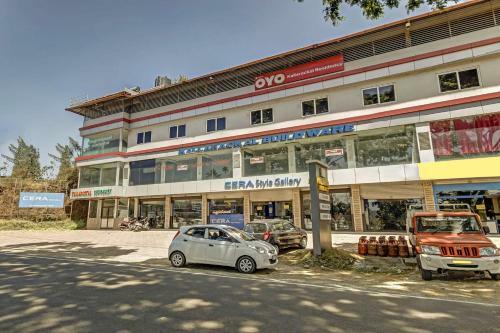 Hotel Oyo 87104 Kalapurackal Residency